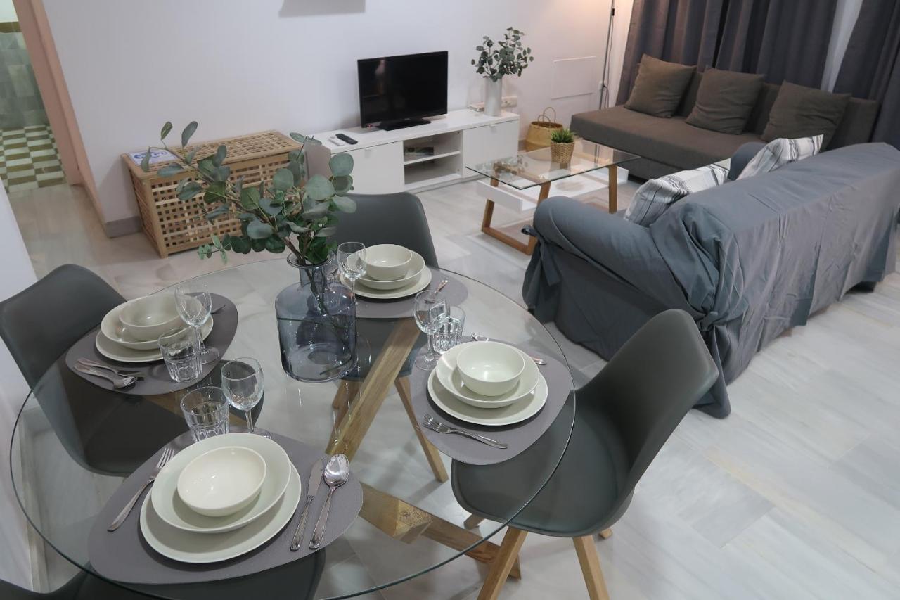 J & E Malaga Center Apartamentos エクステリア 写真
