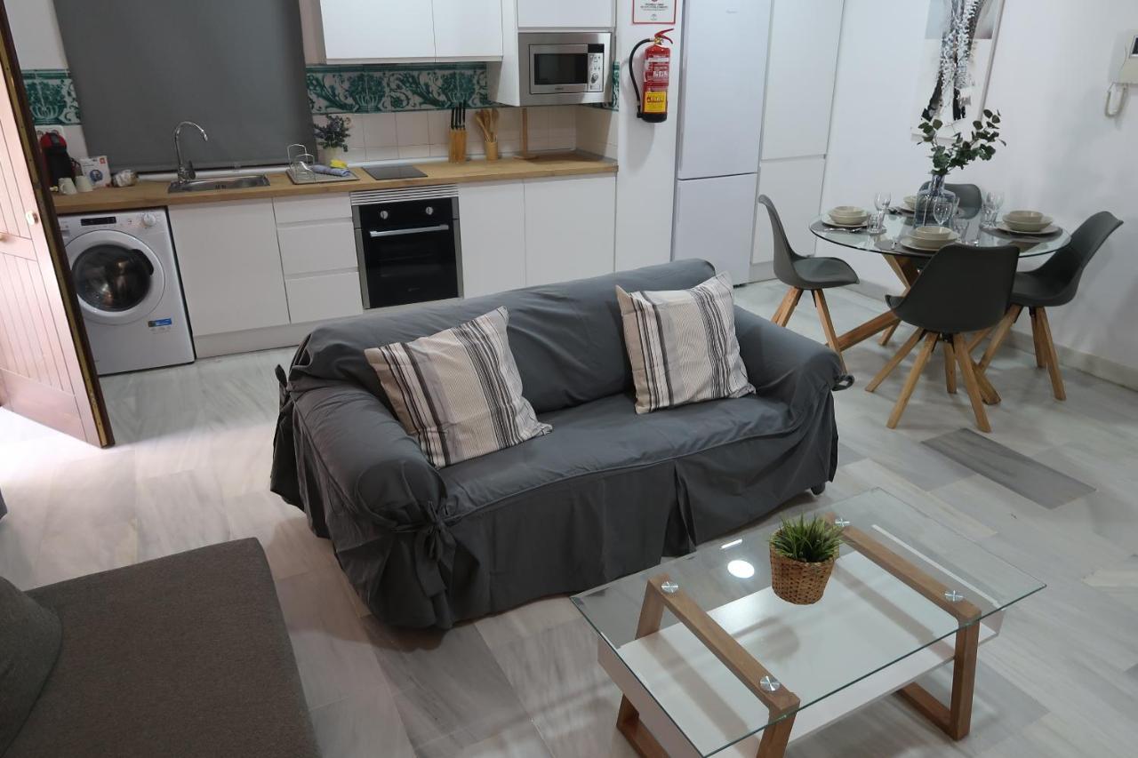 J & E Malaga Center Apartamentos エクステリア 写真