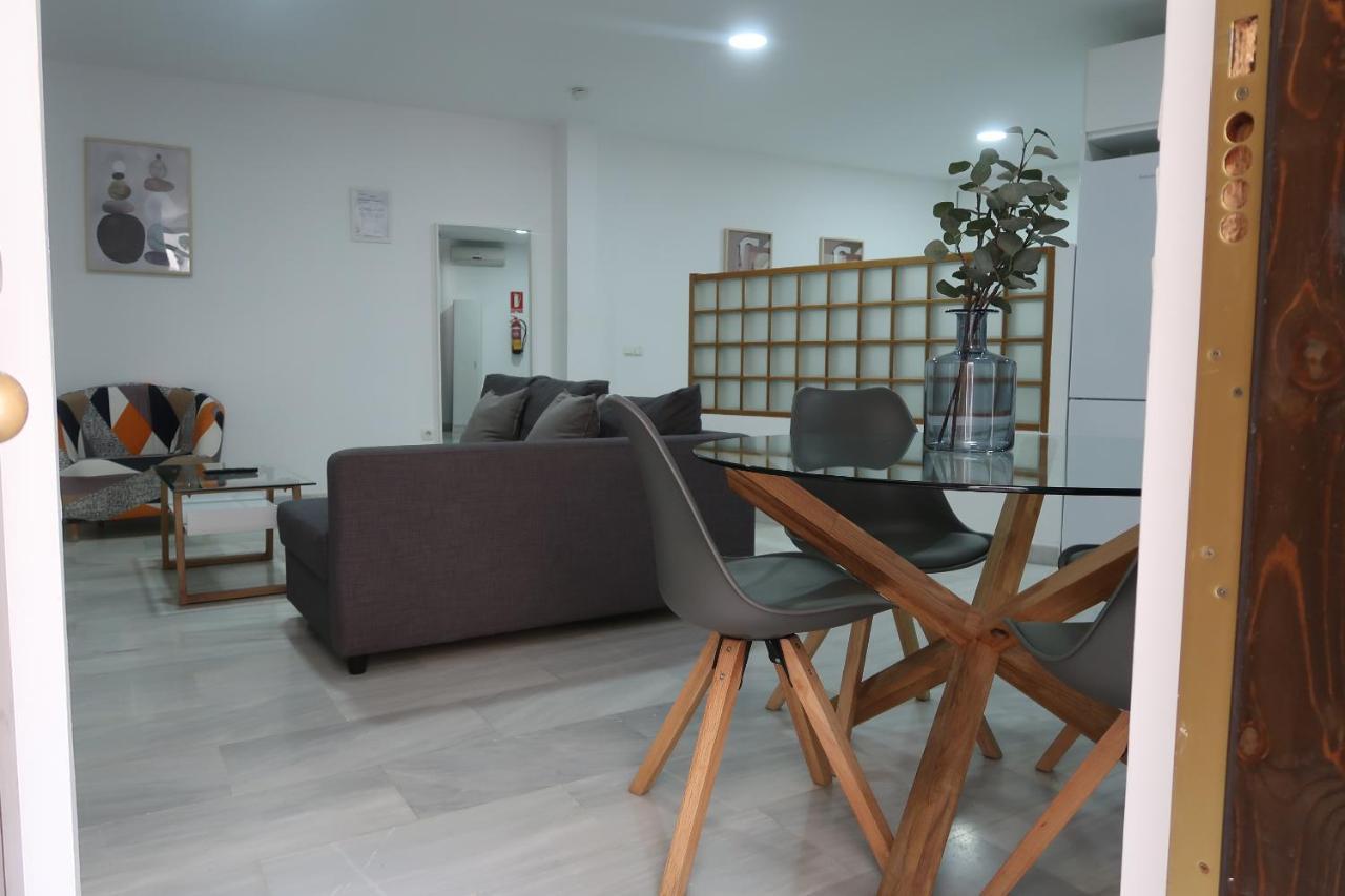 J & E Malaga Center Apartamentos エクステリア 写真