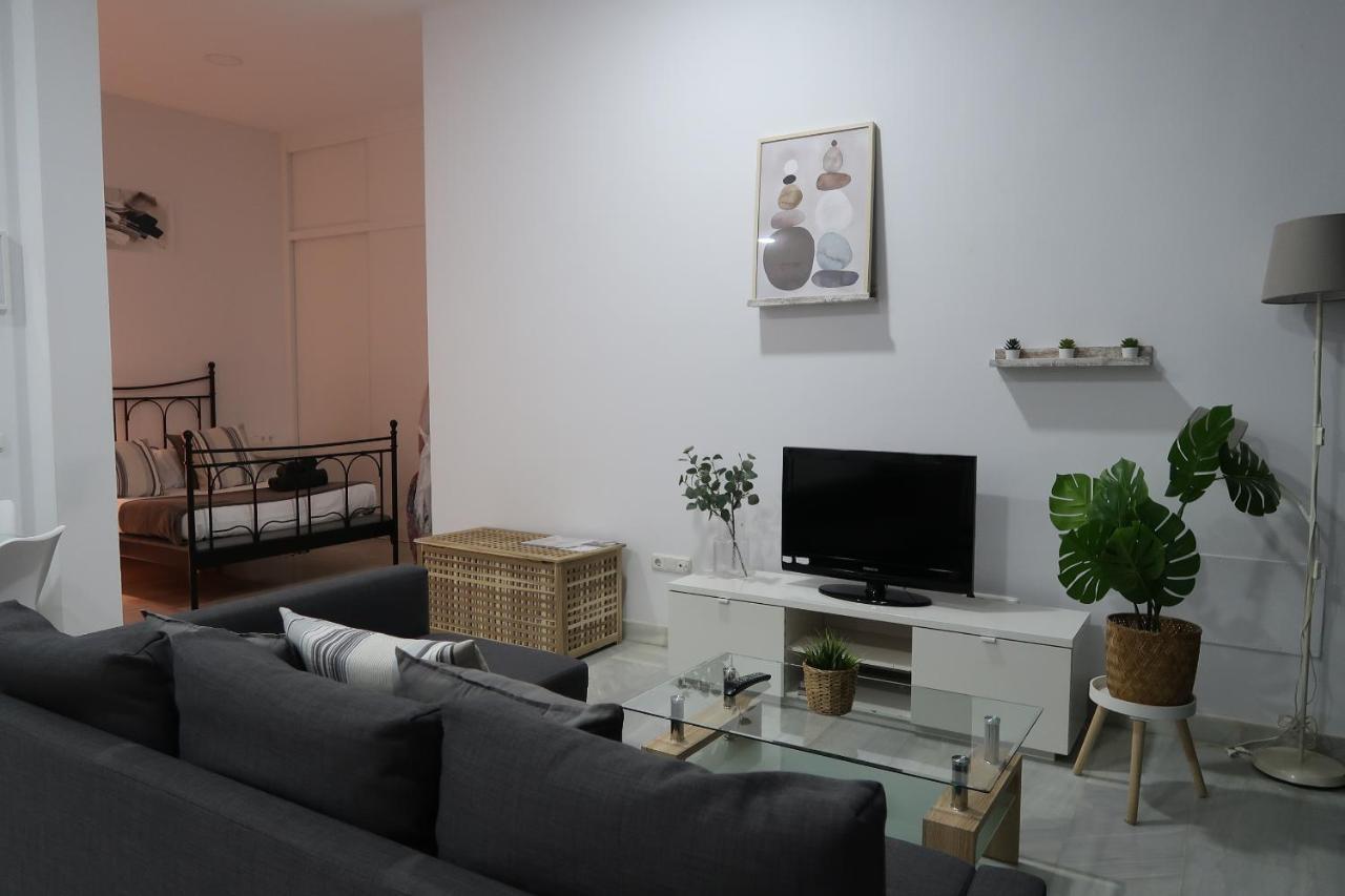 J & E Malaga Center Apartamentos エクステリア 写真