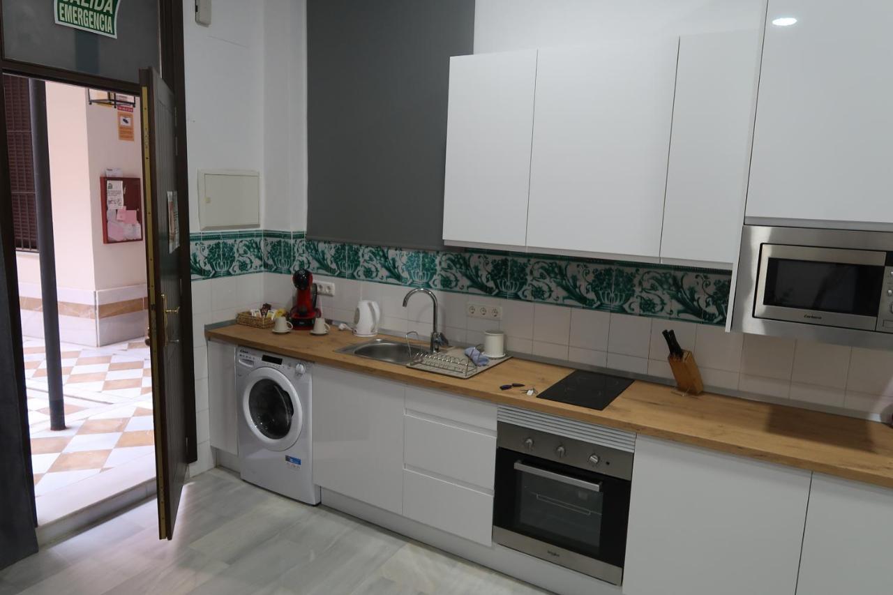 J & E Malaga Center Apartamentos エクステリア 写真