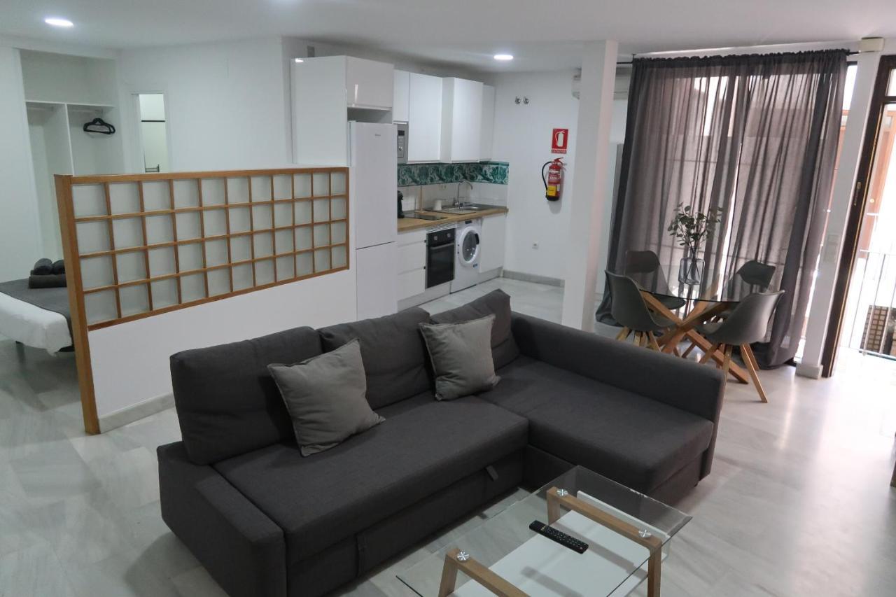 J & E Malaga Center Apartamentos エクステリア 写真