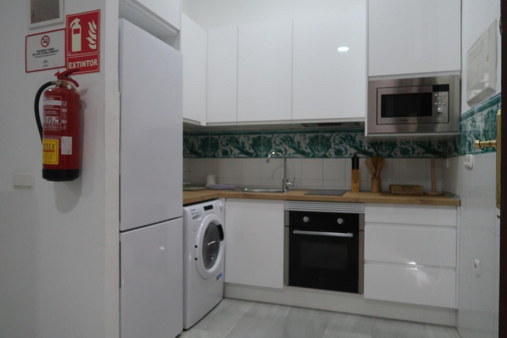 J & E Malaga Center Apartamentos エクステリア 写真